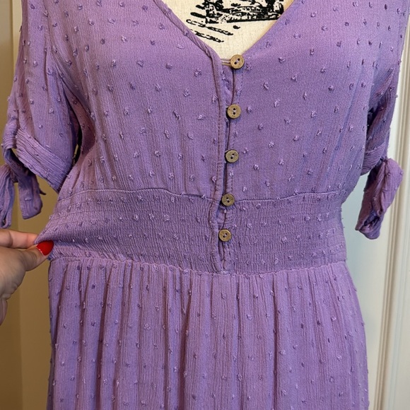 Perfect for Spring! Lilac dress with bow sleeves - Picture 4 of 5